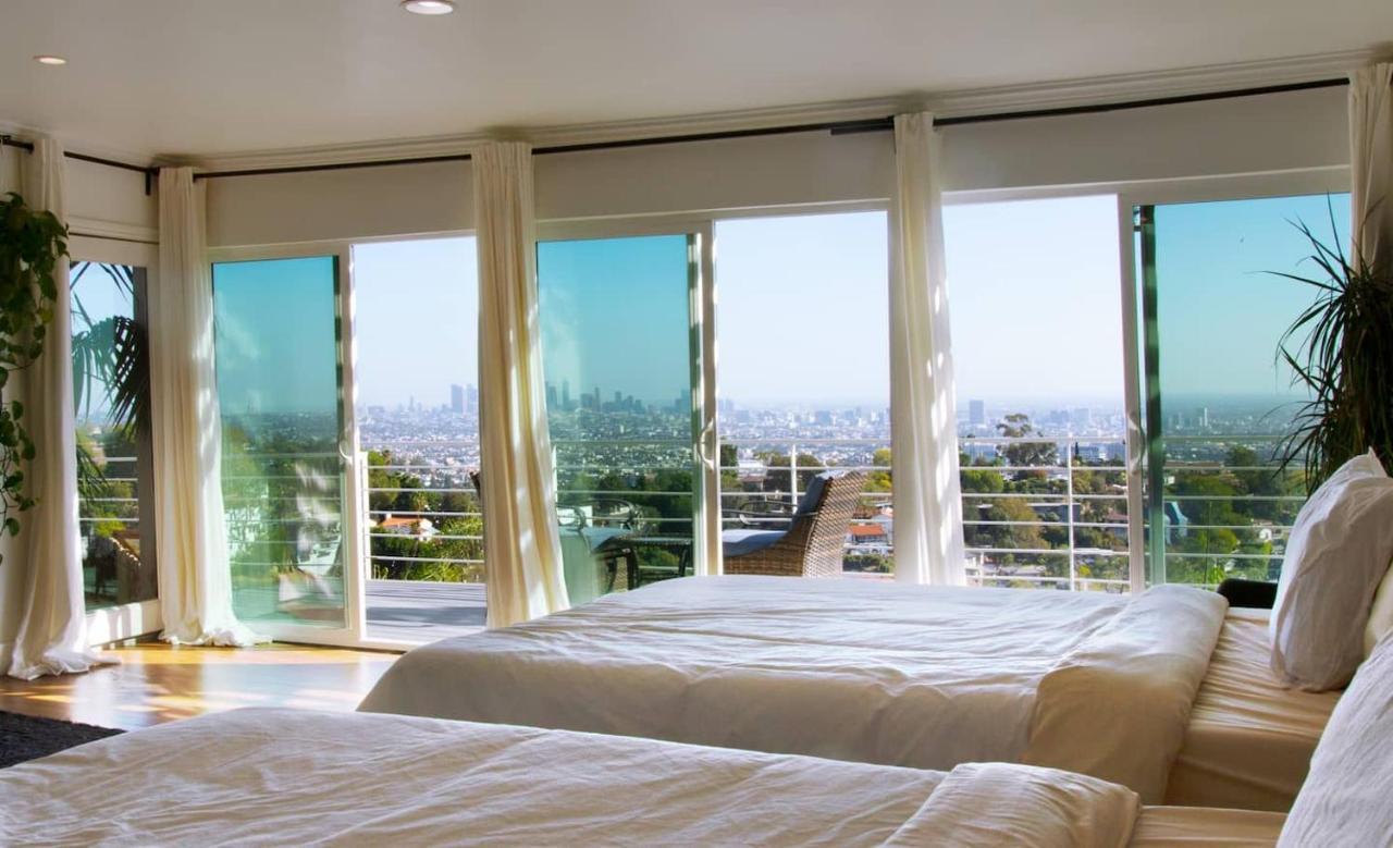 Отель Hollywood Hills 1940S Mansion Лос-Анджелес Экстерьер фото