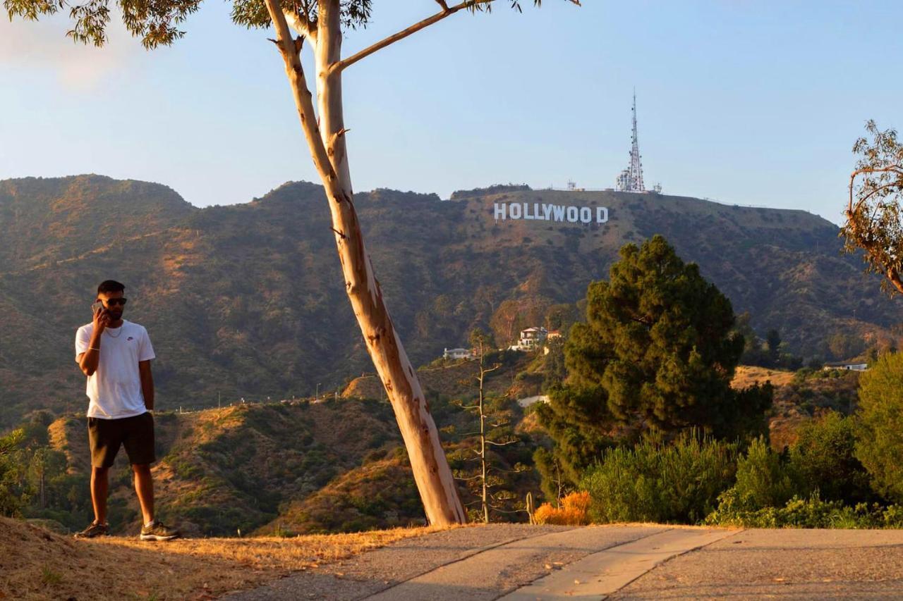 Отель Hollywood Hills 1940S Mansion Лос-Анджелес Экстерьер фото