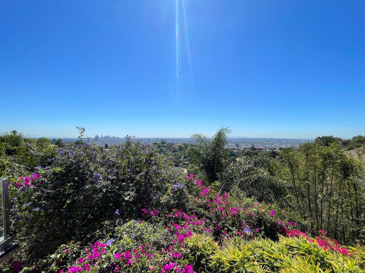 Отель Hollywood Hills 1940S Mansion Лос-Анджелес Экстерьер фото