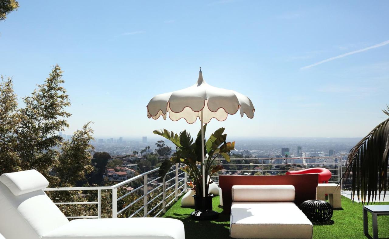 Отель Hollywood Hills 1940S Mansion Лос-Анджелес Экстерьер фото