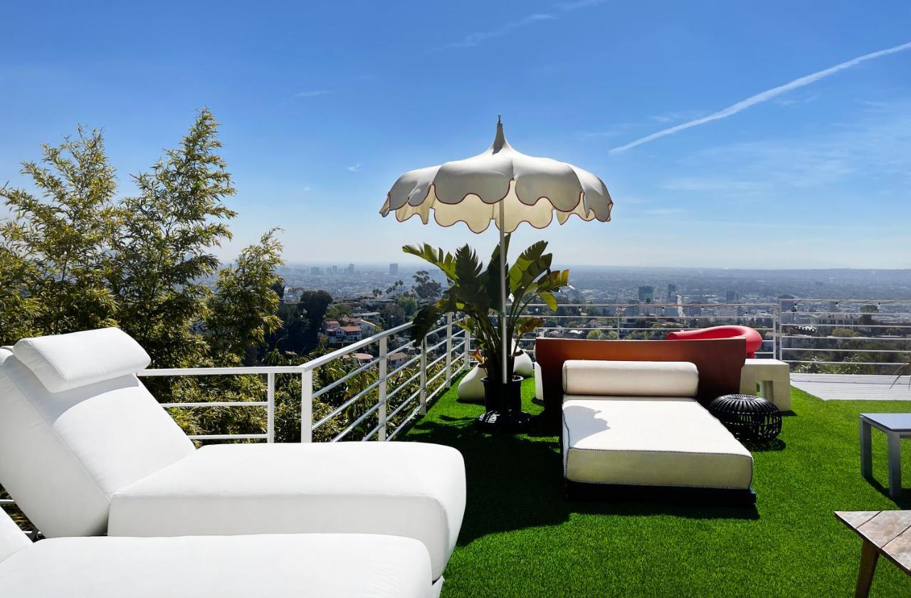 Отель Hollywood Hills 1940S Mansion Лос-Анджелес Экстерьер фото